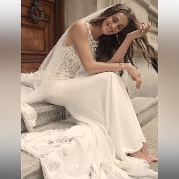 Audrina Halter Crepe Bridal
Dress | Maggie Sottero - Picture 13 of 16